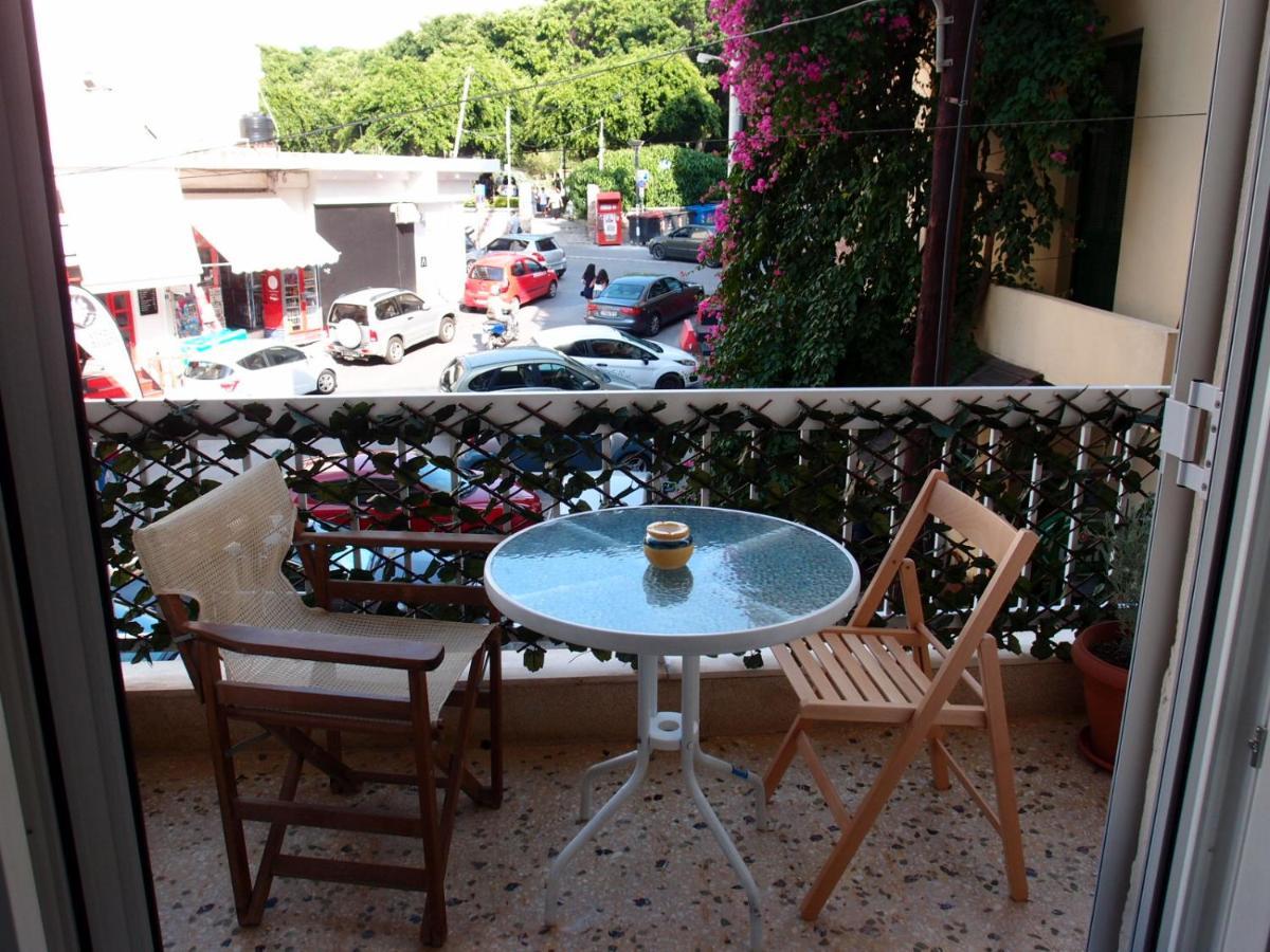 Apartment In The Heart Of Heraklion Esterno foto
